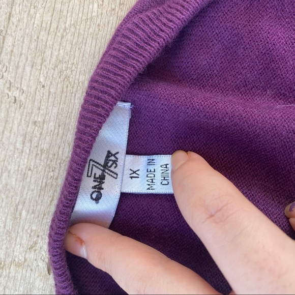one 7 six purple woman's top long sleeves plus 1X - Picture 3 of 4
